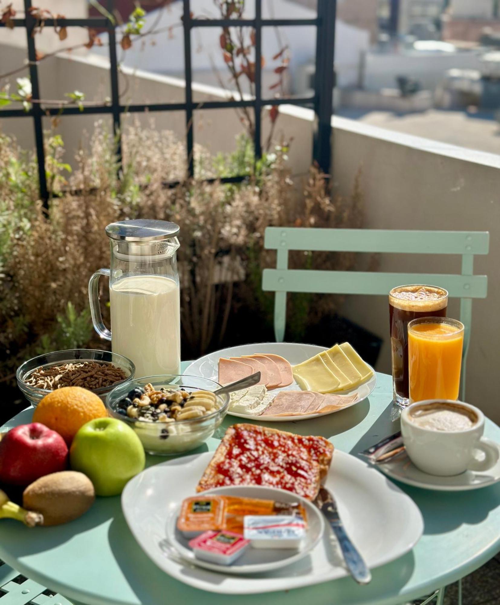 Belle Athenes - Luxury Rooms At Monastiraki Railway Station מראה חיצוני תמונה